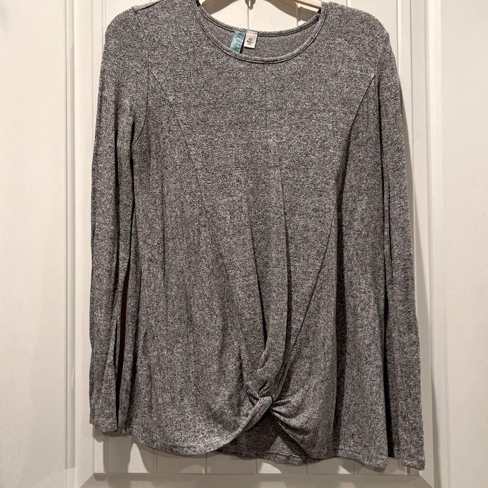 Grey shirt